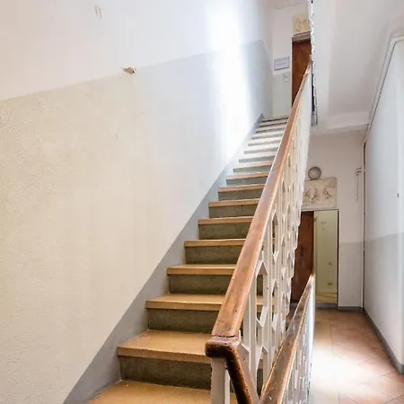 Гостьовий будинок Residenza Due Torri Check In Presso Vicolo Cattani 7 3*