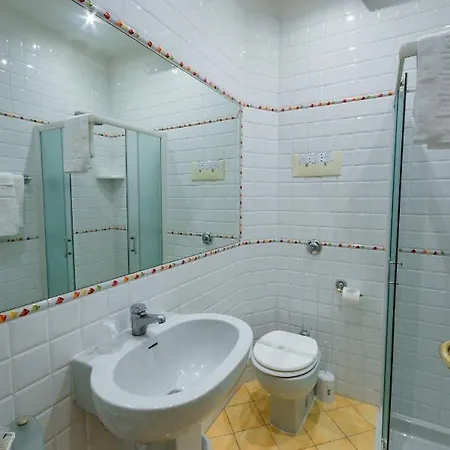 Гостьовий будинок Residenza Due Torri Check In Presso Vicolo Cattani 7 Болонья