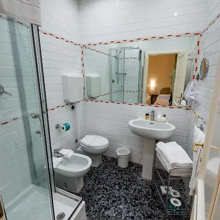 Residenza Due Torri Check In Presso Vicolo Cattani 7