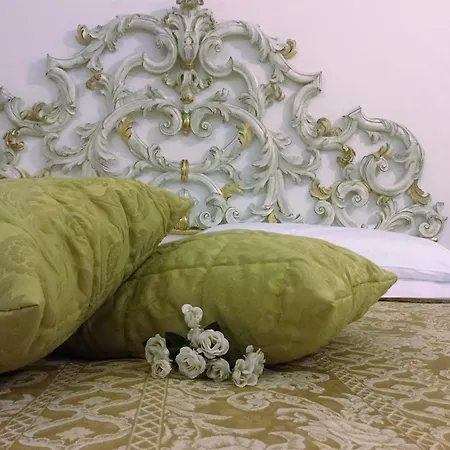 Гостьовий будинок Residenza Due Torri Check In Presso Vicolo Cattani 7 Болонья