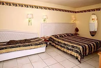 Гостьовий будинок Residenza Due Torri Check In Presso Vicolo Cattani 7 3*